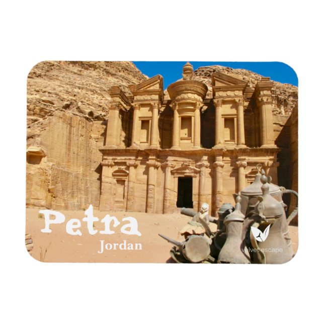 Petra Kloster in Jordanien Magnet von Velvet Escap (Horizontal)