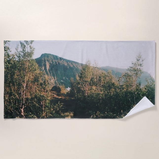 Pfad zum Kebnekaise - Kiruna - Schweden Strandtuch (Vorderseite)