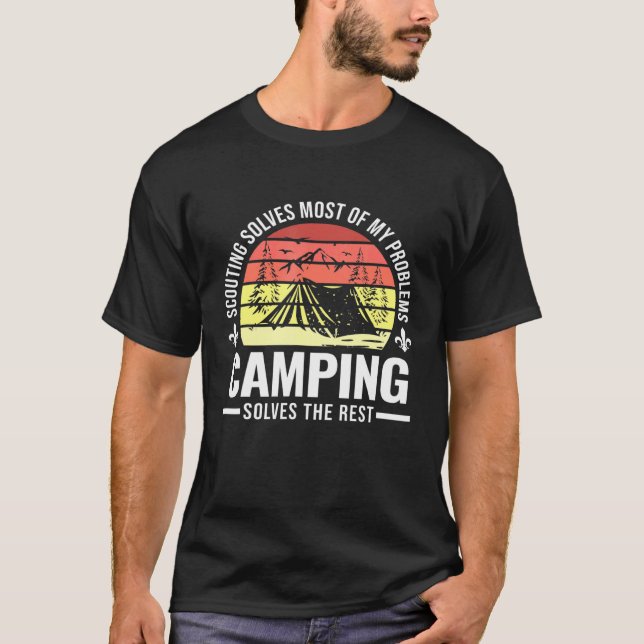 Pfadfinder Camping löst meine Probleme T-Shirt (Vorderseite)