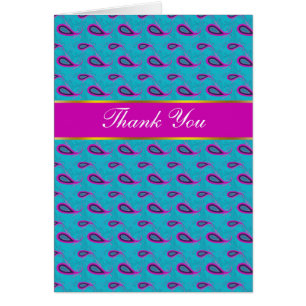 Pfau und magentarotes Paisley-Muster