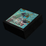Pfauenfeathers Damask Hochzeitstag Erinnerungskiste<br><div class="desc">Die Personalisierte Schmuckbox oder die Gedächtnisbox - Elegante Weihnachtsgeschenke zum Geburtstag oder Valentinstag Geschenke zum Hochzeitsfeiern - im Custom Designer für Black Lacquer aufbewahren</div>