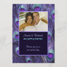 Pfauenfeder Lila - Einladung zur Hochzeit im Foto