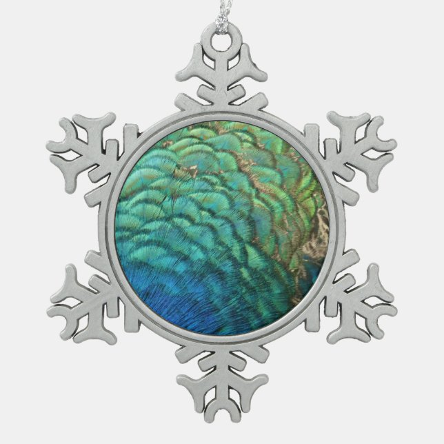 PfauenFedern in farbenprächtiger Abstrakter Natur Schneeflocken Zinn-Ornament (Vorderseite)