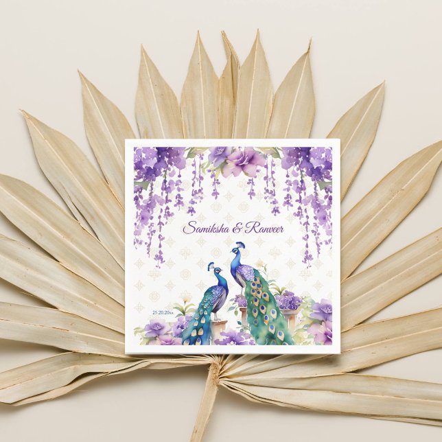 Pfauenviolette Blumen Indisches Hochzeitsgeschirr Serviette (Peacock purple flowers Indian wedding tableware personalized template napkins wisteria gardens)