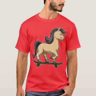 Pferd als Skater mit Skateboard 1 T-Shirt