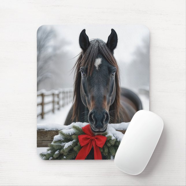 Pferd mit einem Weihnachtskranz Mousepad (Mit Mouse)