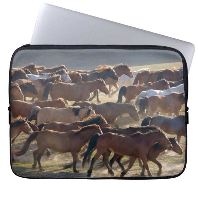 Pferde auf der Ranch, Innere Mongolei, China Laptopschutzhülle (Vorderseite)