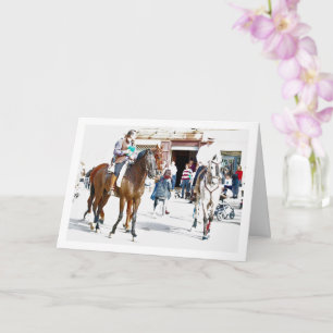 Pferde außerhalb der spanischen Bar Karte