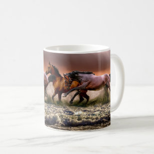 Pferde, die auf der Beach-Kaffee-Tasse laufen Kaffeetasse
