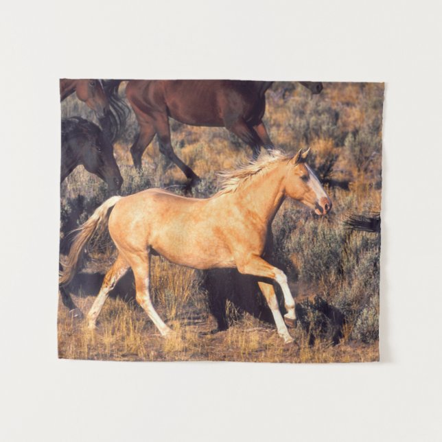 Pferde, die eine Ponderosa Ranch laufen Wandteppich (Vorderseite (Horizontal))