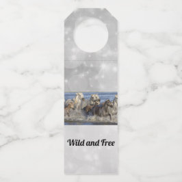 Pferde galoppieren im Wasser Flaschenanhänger