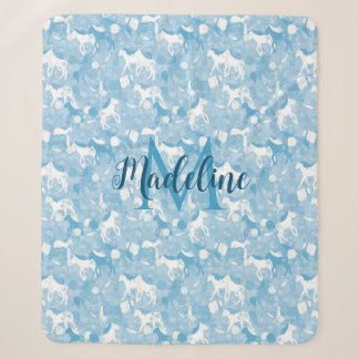 Pferde im Feld_Soft Blue Monogramed Blanket Sherpadecke