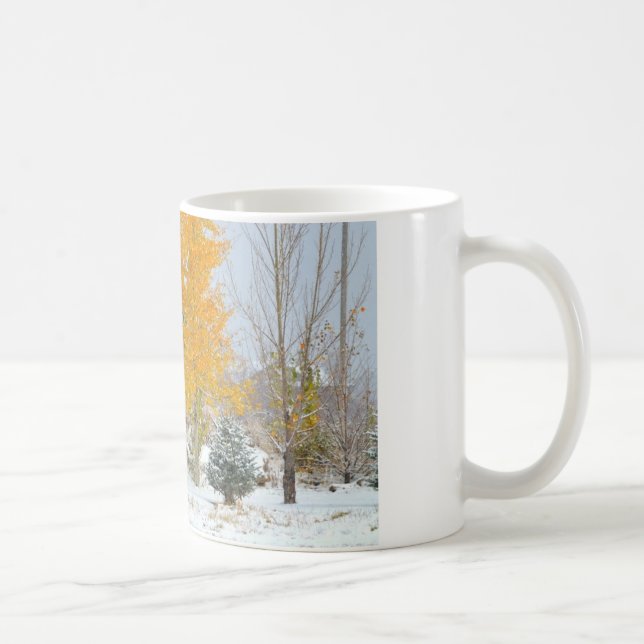Pferde im Schnee mit farbigem Baum Tasse (Rechts)