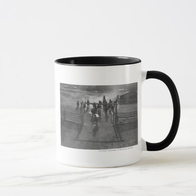 Pferde in den Pferch Tasse (Rechts)