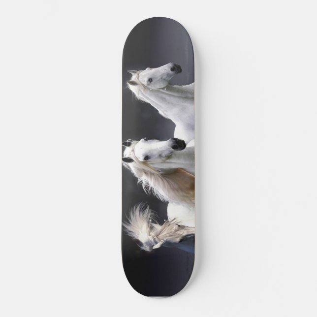 Pferde laufen Kissen Skateboard (Vorderseite)