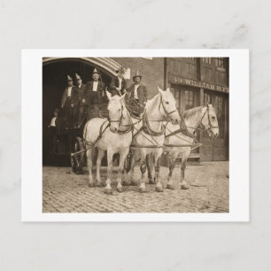 Pferdegezogene Feuerwehr mit Hakenleiter - Vintage Postkarte
