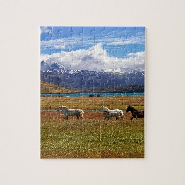 Pferdeherde Galloping im Feld Puzzle (Vertikal)