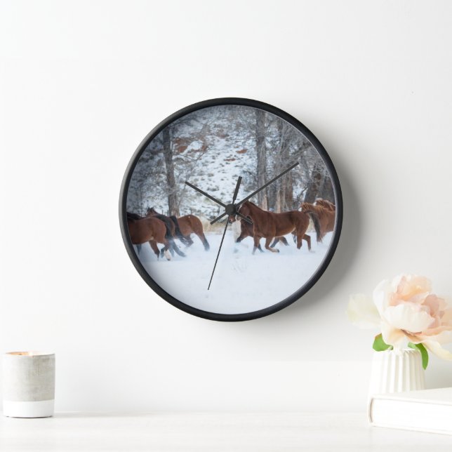 Pferdeherde im Schnee Uhr (Zuhause)