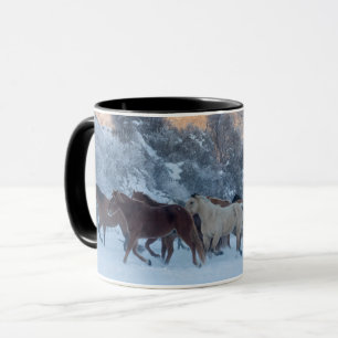 Pferdeherde im Winter auf der Hideout Ranch Tasse