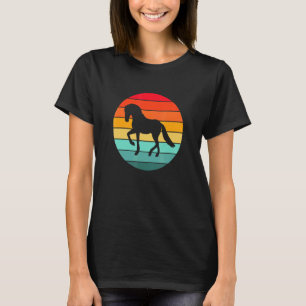 Pferdesilhouette im Sonnenuntergangs-Kreis T-Shirt