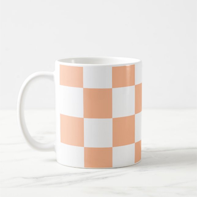Pfirsich Fuzz kariertes Gingham-Muster Kaffeetasse (Links)