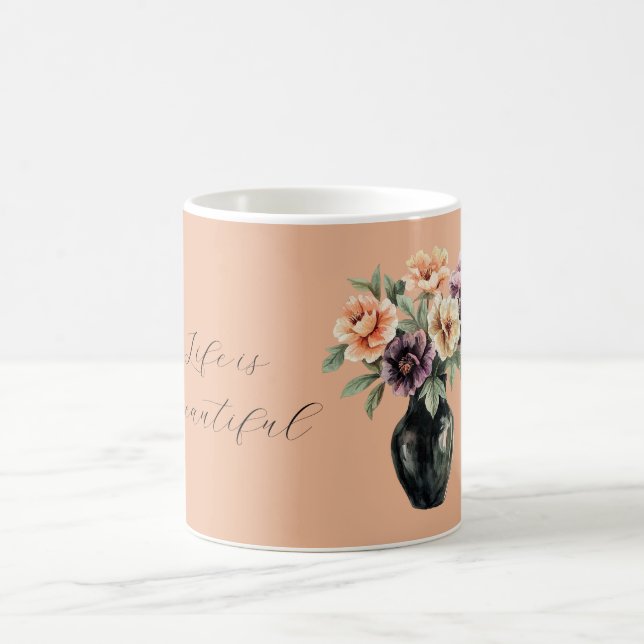 Pfirsich Lila Blumen Schwarze Vase Kaffeetasse (Mittel)