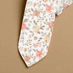 Pfirsichgoldblütenfarbe Rose Sommermuster Krawatte<br><div class="desc">Peachy Creme,  Gold und Korallenrosa Vintage Aquarellfarben handgemalte Rose mit beige-braunem Blattwerk und Blätter gemusterte Männer Krawatte für ein trendiges stilvolles Sommeroutfit.</div>