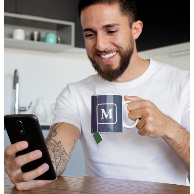 Pflaume Twilight - Monogram Gradient Coffee Tasse (Mockup 1)