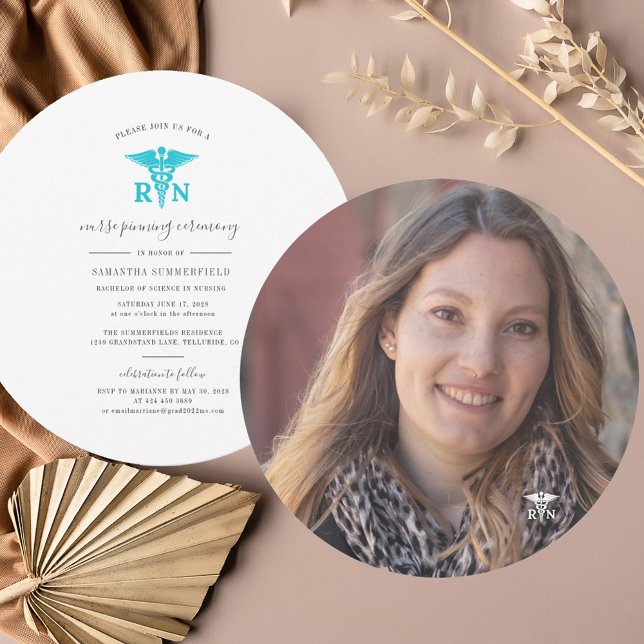 Pflege Abschluss Pinning Zeremonie Foto Party Einladung (Nurse Pinning Ceremony Photo Graduation Invitation 2024)