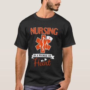 Pflege ist eine Herzensarbeit - CNA LPN RN Kranken T-Shirt