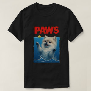 Pfotenparodie Schwarzer Hund jagt eine süße ängstl T-Shirt
