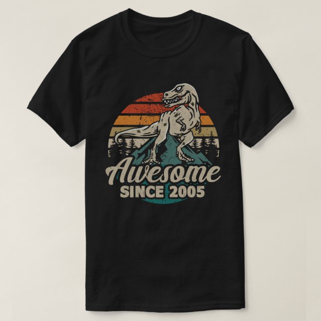 Phantastisch Seit 2005 Retro Dinosaurier 17. Gebur T-Shirt (Design vorne)
