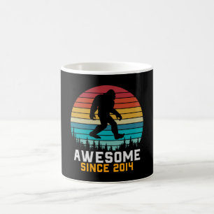 Phantastisch seit 2014   Birthday Bigfoot Retro Kaffeetasse