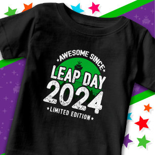 Phantastisch seit 2024 Leap Year Day Feb 29 Birthd Baby T-shirt