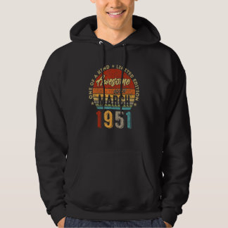 Phantastisch Seit März 1951 Vintag 71. Geburtstag Hoodie