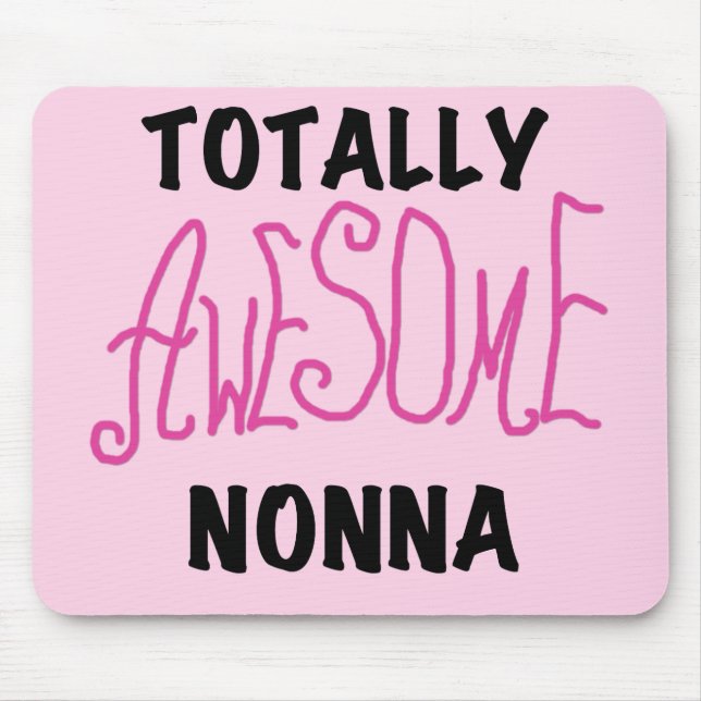 Phantastische Nonna Pink T - Shirt und Geschenke Mousepad (Vorne)