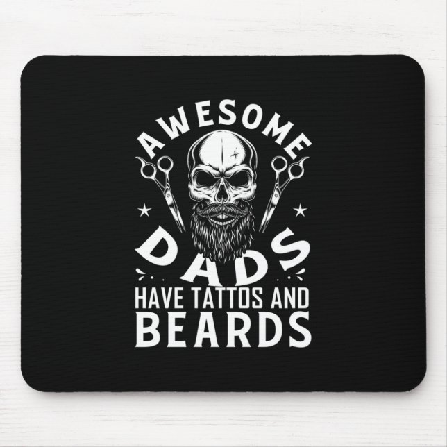 Phantastische Väter haben Tattoos und Bärte Mousepad (Vorne)