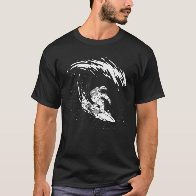 Phantastischer AstronautenSurfer T-Shirt (Vorderseite)