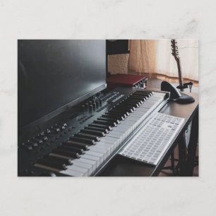 Phantastisches Klavier Postkarte