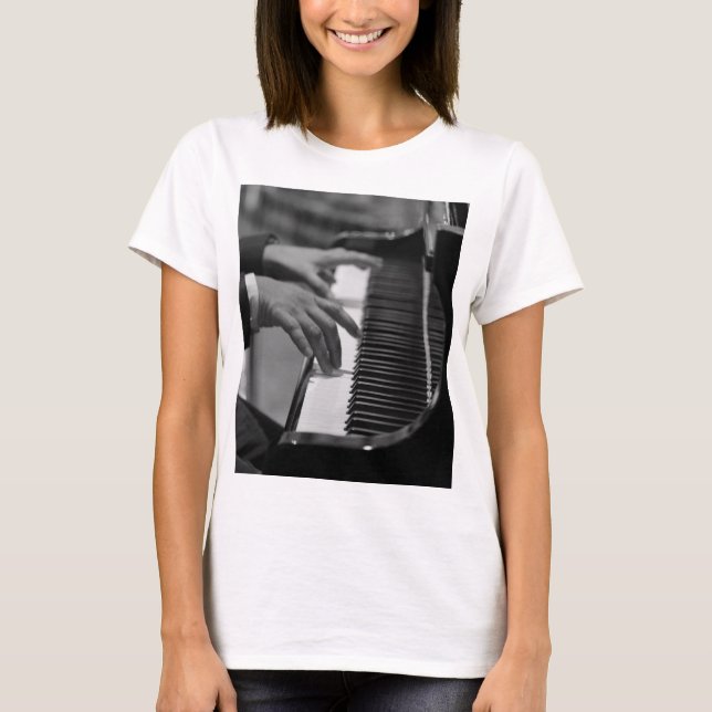 Phantastisches Klavierwerk T-Shirt (Vorderseite)