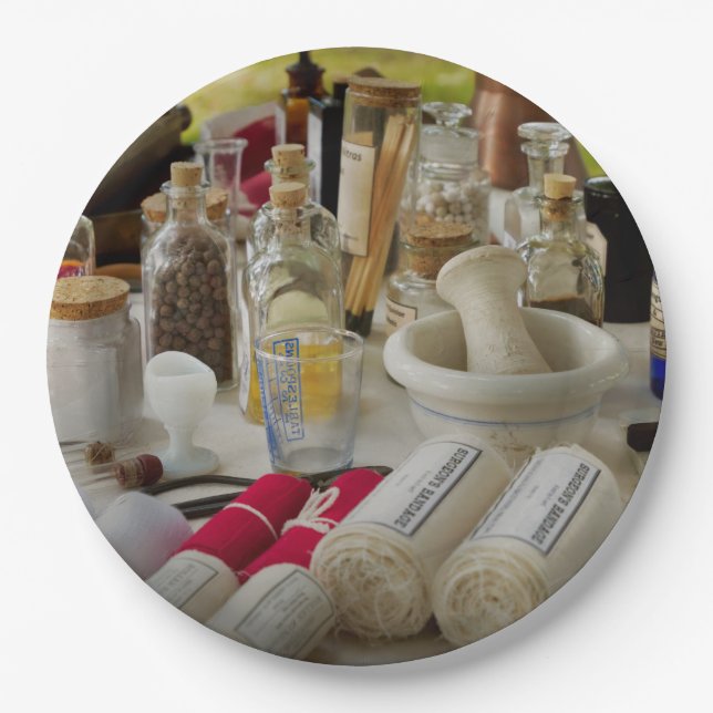 Pharmazie - Ziviles Kriegsfeldkit Pappteller (Vorderseite)