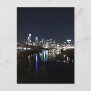 Philadelphia Skyline in der Nacht Postkarte