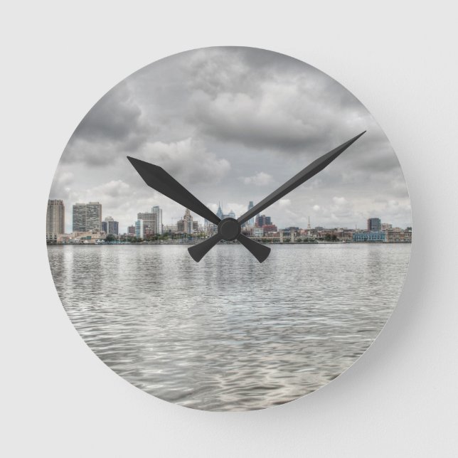 Philly Skyline Runde Wanduhr (Vorderseite)