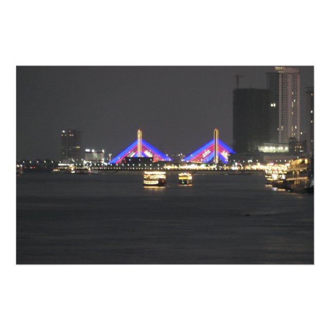 Phnom Penh bei Nacht Fotodruck (Vorne)