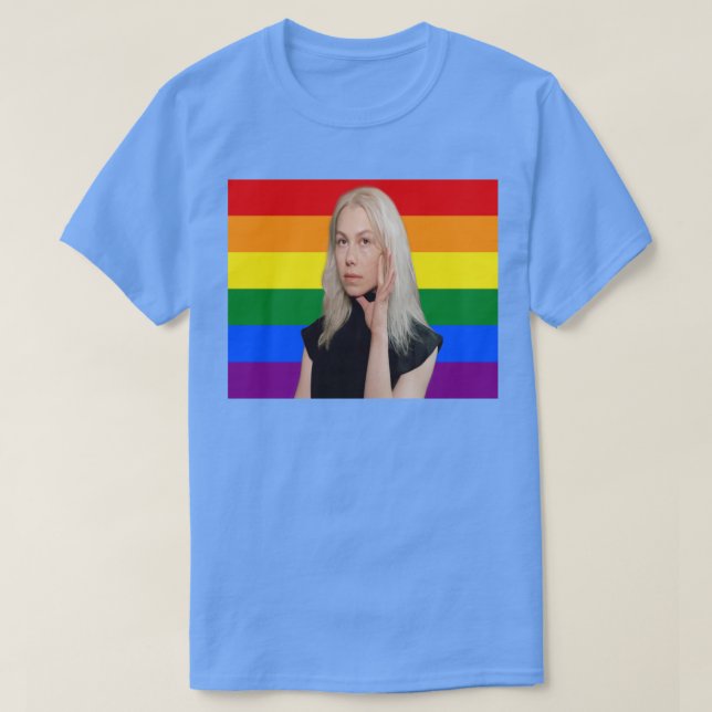 Phoebe Bridgers Gay Pride Flag T-Shirt (Design vorne)