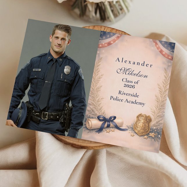 Photo Police Officer Academy Milestone Graduation Ankündigung (Von Creator hochgeladen)