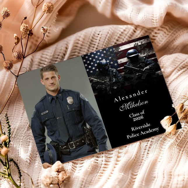 Photo SWAT Team American Flag Graduation Ankündigung (Von Creator hochgeladen)