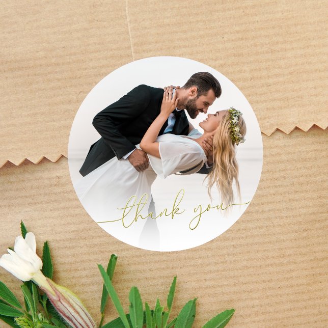 Photo Wedding Thank You Gold Script Circle  Runder Aufkleber (Round wedding thank you sticker with photo and elegant gold script text)