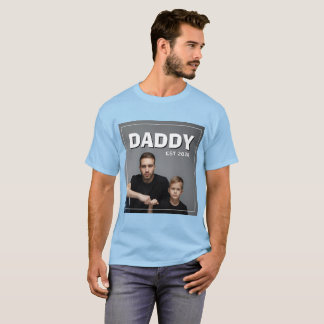 PhotoPop Daddy Est Custom Jahr Foto 2026 Trends T-Shirt
