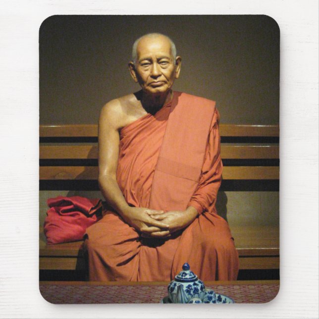 Phra Dhammayanmuni ... Buddhistischer Mönch Mousepad (Vorne)